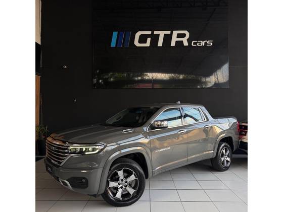 RAM RAMPAGE 2.0 TURBO DIESEL LARAMIE 4X4 AUTOMÁTICO